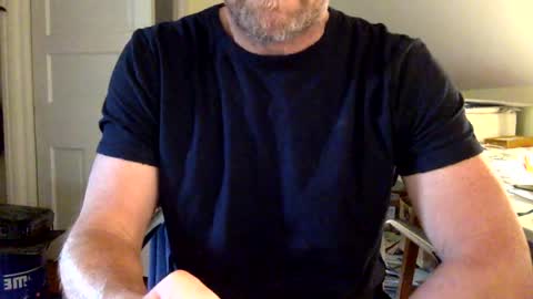 Snapshot of bisonbar chatting on 06-15-26, 04:42 BisonBar online show from 06-15-26, 04:42