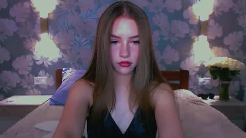 Snapshot of bitter__peach chatting on 04-24-26, 06:21 Margo online show from 04-24-26, 06:21