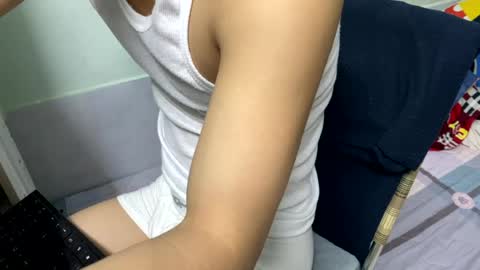 Snapshot of biyooln chatting on 07-25-26, 02:20 billate online show from 07-25-26, 02:20