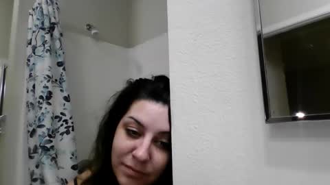 Snapshot of bj4290 chatting on 01-06-26, 08:34 bj4290 online show from 01-06-26, 08:34