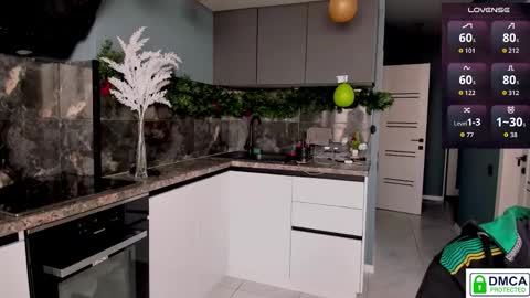 Mia and Rick online show from 03-18-26, 06:38