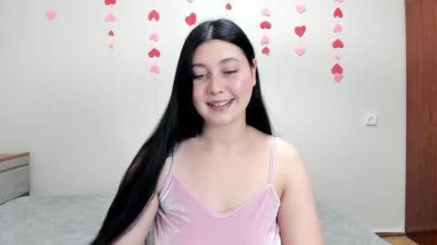 Snapshot of black_berry_bla_ck chatting on 03-08-25, 10:22 black_berry_bla_ck online show from 03-08-25, 10:22