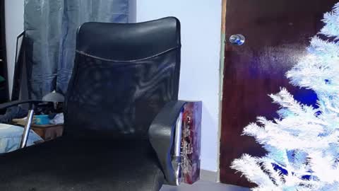 Black Diamond online show from 12-20-24, 01:47