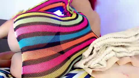 black_fire_sweet online show from 10-15-25, 02:11