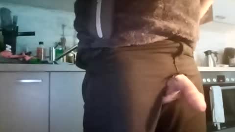 Snapshot of black_forest75 chatting on 01-12-26, 01:38 Manuel online show from 01-12-26, 01:38