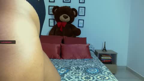 Snapshot of black_girl99 chatting on 10-26-25, 10:25 Chicago sexy online show from 10-26-25, 10:25