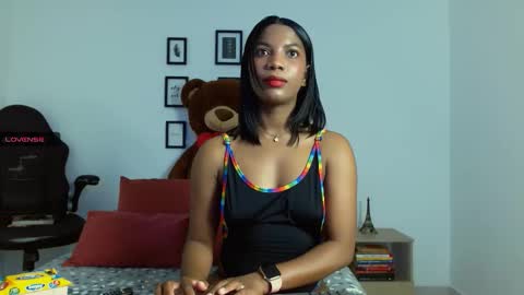 Snapshot of black_girl99 chatting on 12-20-25, 12:51 Chicago sexy online show from 12-20-25, 12:51