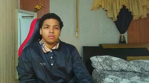 black_king_241 online show from 06-06-26, 12:21