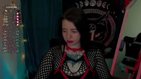 Snapshot of black_kittie_01 chatting on 01-07-25, 01:46 Black Kittie Wednesday - 1300 - 1900 GMT help me get 100 thumbs up online show from 01-07-25, 01:46