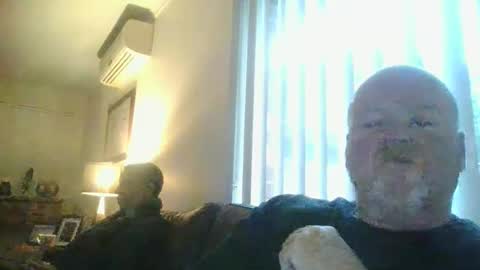 black_n_white4 online show from 03-09-25, 08:29