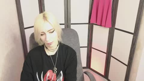 Emily online show from 06-01-26, 08:38
