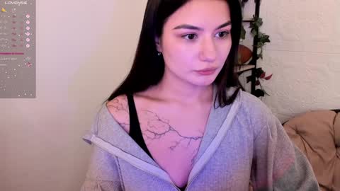 Mon Mon online show from 01-04-25, 08:28