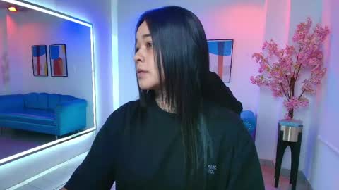 Snapshot of black_roseee chatting on 05-21-26, 03:46 Rousse online show from 05-21-26, 03:46