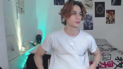 Snapshot of black_skull22 chatting on 02-09-25, 05:40 Bryan online show from 02-09-25, 05:40