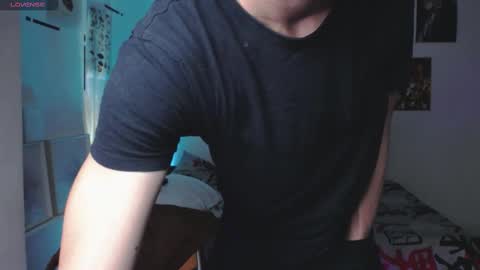 Snapshot of black_skull22 chatting on 02-21-25, 04:40 Bryan online show from 02-21-25, 04:40