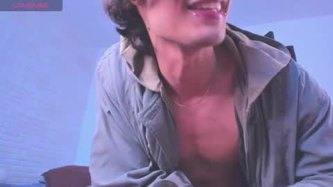 Snapshot of black_skull22 chatting on 10-24-25, 05:09 Bryan online show from 10-24-25, 05:09