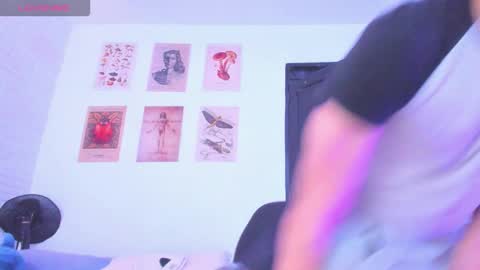 Snapshot of black_skull22 chatting on 11-28-25, 08:11 Bryan online show from 11-28-25, 08:11