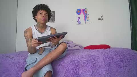 Snapshot of black_tentationx chatting on 05-27-26, 06:21 black_tentationx online show from 05-27-26, 06:21