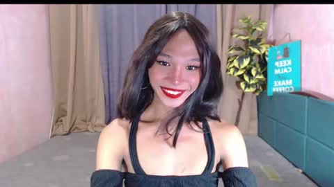 Snapshot of blackbarbie_jamie chatting on 06-12-26, 06:01 blackbarbie_jamie online show from 06-12-26, 06:01