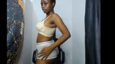 lela online show from 06-28-26, 05:30