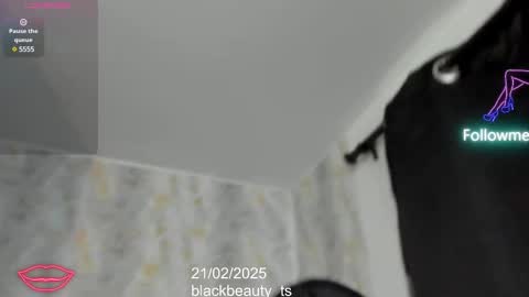 Snapshot of blackbeauty_ts chatting on 02-21-25, 01:44 Nina online show from 02-21-25, 01:44