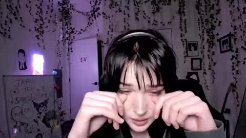 Ella online show from 02-22-26, 01:31