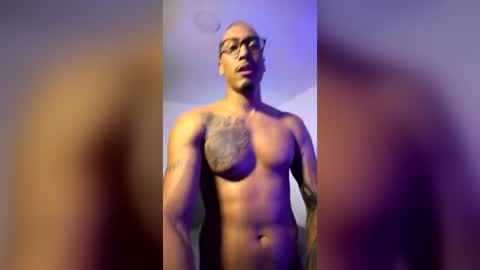 Snapshot of blackboy2874 chatting on 07-09-26, 11:31 DWAYNE BELL online show from 07-09-26, 11:31