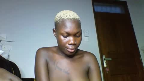 Snapshot of blackmarvel02 chatting on 01-31-26, 07:23 blackmarvel02 online show from 01-31-26, 07:23