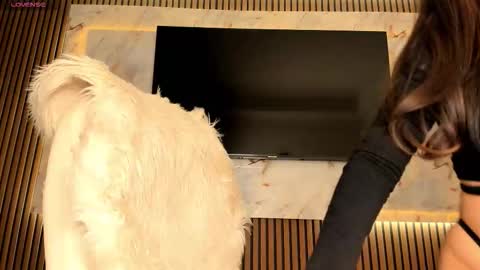 Karina online show from 11-11-25, 02:11