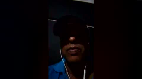 Snapshot of blacknwhite713 chatting on 06-17-26, 01:45 blacknwhite713 online show from 06-17-26, 01:45