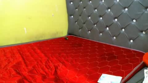 Brenda and Niffa online show from 01-10-25, 01:41