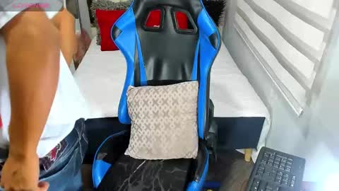 Marlon online show from 10-12-25, 09:41