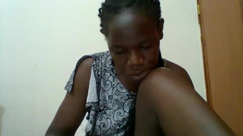 Snapshot of blacksexygal chatting on 10-16-25, 02:56 SARAH online show from 10-16-25, 02:56
