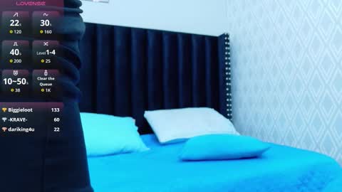 Snapshot of blacksweetiee chatting on 02-19-26, 02:51 Tifffany bllom online show from 02-19-26, 02:51