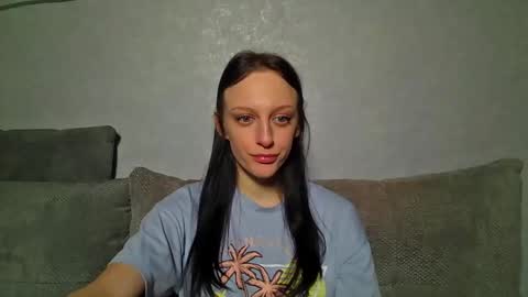 Snapshot of blacky_berry chatting on 02-09-26, 03:38 Ivy online show from 02-09-26, 03:38