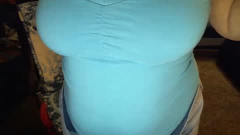 Snapshot of bladesizzo3111 chatting on 10-29-25, 08:27 bladesizzo3111 online show from 10-29-25, 08:27