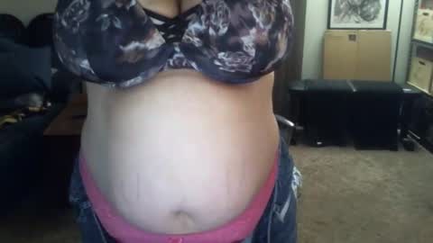 Snapshot of bladesizzo3111 chatting on 03-08-26, 08:18 bladesizzo3111 online show from 03-08-26, 08:18