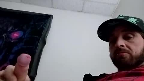 Snapshot of blahblam420 chatting on 12-19-24, 02:12 blahblam420 online show from 12-19-24, 02:12