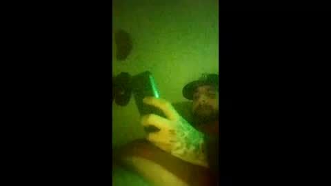 Snapshot of blahblam420 chatting on 02-05-26, 06:40 blahblam420 online show from 02-05-26, 06:40