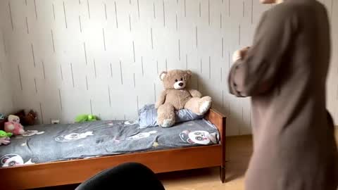 Mila online show from 04-20-26, 09:56