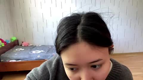 Mila online show from 04-29-26, 08:07