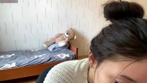 Mila online show from 05-03-26, 11:38
