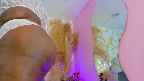 Snapshot of blaisysmith chatting on 10-18-25, 11:55 Blaisysmith online show from 10-18-25, 11:55