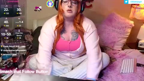 Snapshot of blakelytgirl chatting on 02-14-25, 06:02 Blakely Morningstar online show from 02-14-25, 06:02