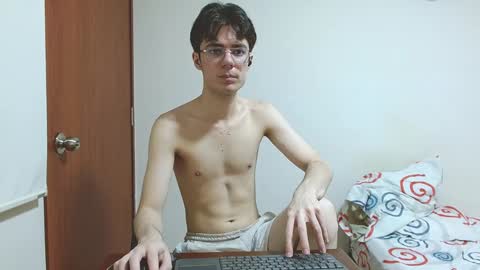 Snapshot of blakeshatter chatting on 01-13-25, 04:30 blakeshatter online show from 01-13-25, 04:30