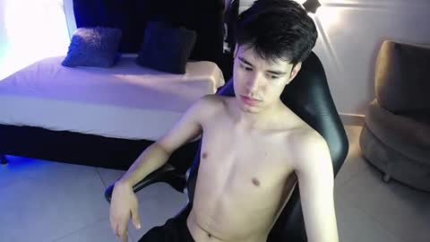 Snapshot of blakzen_ chatting on 06-28-26, 04:07 Blakzen online show from 06-28-26, 04:07