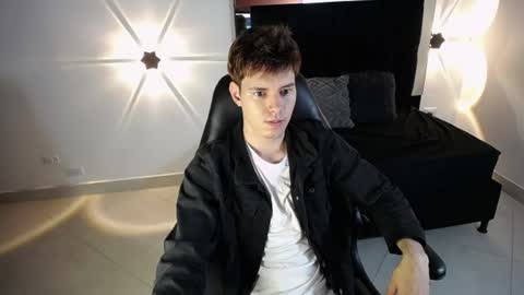Snapshot of blakzen_ chatting on 07-26-26, 03:47 Blakzen online show from 07-26-26, 03:47