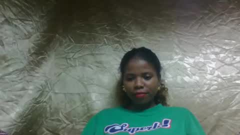 Snapshot of blanchmamy chatting on 12-17-25, 09:21 blanchmamy online show from 12-17-25, 09:21