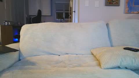 Snapshot of blaze_thickwood chatting on 12-20-25, 03:13 Blaze Thickwood online show from 12-20-25, 03:13