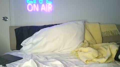 Snapshot of blaze_thickwood chatting on 07-13-26, 03:37 Blaze Thickwood online show from 07-13-26, 03:37